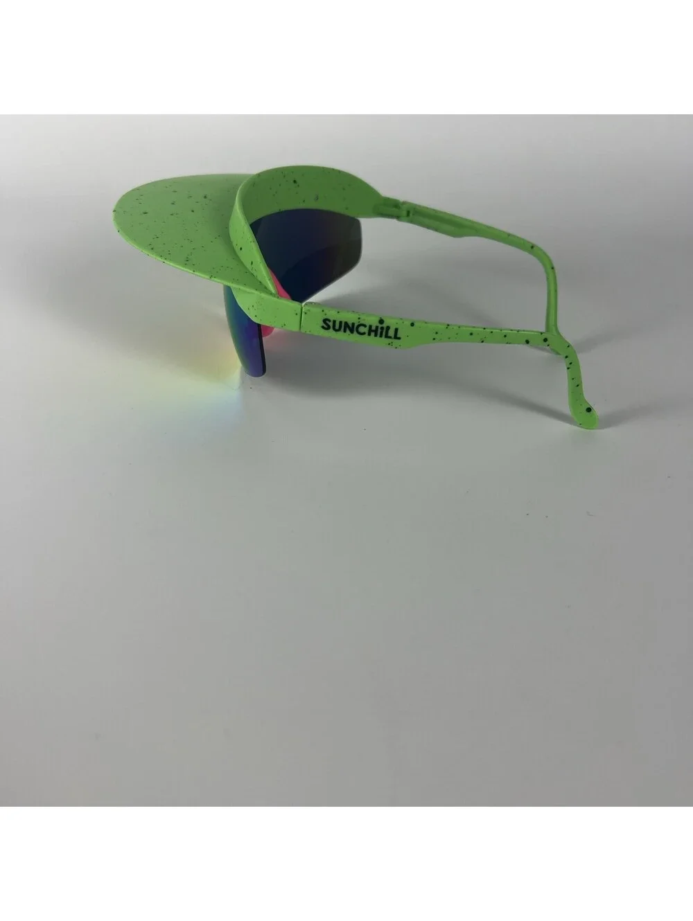 Sun Chill Retro Sunglasses with Hat Brim